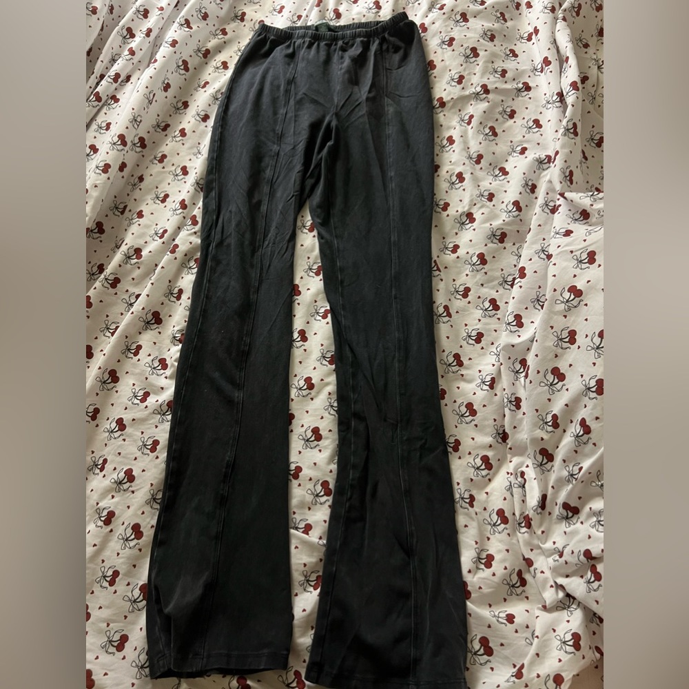 Feel free to offer willing to negotiate💕